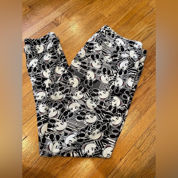 LuLaRoe Women’s TC Leggings - Black and White Mickey Mouse - Picture 1 of 2